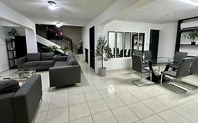 Casa Laureles